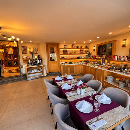 GLK sea mansion open buffet breakfast.png